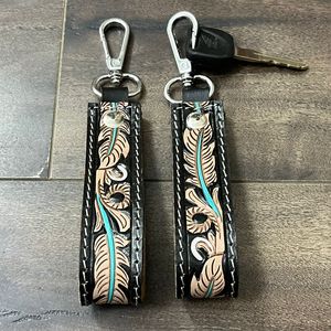 Llavero de Cuero Vacuno Hecho a Mano al por Mayor, el Mejor Recuerdo, Regalo Personalizado, Amuletos para Bolsos, Llaveros de Diseño Moderno, Pulsera para Unisex - Product Image 4