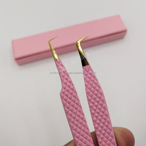 Pince à cils rose durable à angle de 90 degrés en acier inoxydable à revêtement de couleur avec pointe dorée - Product Image 4