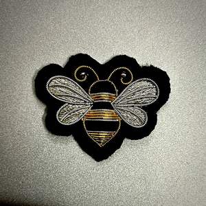 Hand Embroidery Velvet Bee Patch Custom Insect Embroidered Badge <b>with</b> Bullion Wire Premium Quality Sew on Patch Bulk Supply - Product Image 2