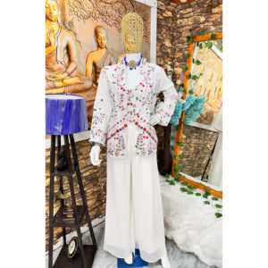 Mono de Fiesta de Diseñador con Blusa Shrara y Koti Elegante - para Ocasiones Festivas - Product Image 3