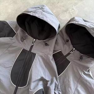 Conjunto de dos piezas de chaqueta cortavientos y pantalón corto de nailon impermeable personalizado OEM - Product Image 6