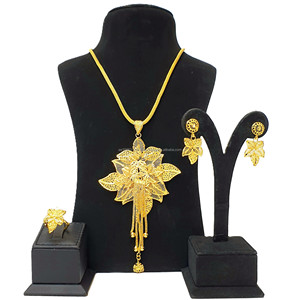 ชุดจี้เพชรประดับ4GRM ชุบทอง24KT ระดับไฮเอนด์จากดูไบของขวัญสำหรับงานปาร์ตี้ - Product Image 1