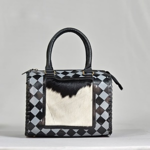 Sac à main en cuir de vachette à carreaux gris et noir de style occidental pour femmes, sac bandoulière fait main, lot de 2 pièces - Product Image 4