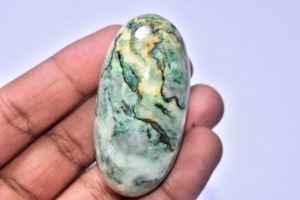 Mariposite Natural de Primera Calidad (Verde) Rectangular, Masajeador Shiva Lingam para Alivio y Sanación - Product Image 3