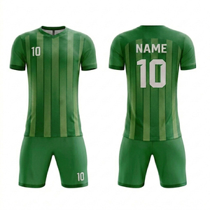 Tenues de football personnalisées de qualité supérieure pour adultes, ensembles de maillots de football respirants à séchage rapide imprimés par sublimation, service OEM - Product Image 1
