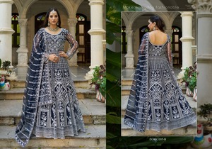 Robe Anarkali brodée violette, séchage rapide, coupe ample, longueur ras du sol, style A-line, vintage moderne, pour mariage et soirée, pour femme - Product Image 3