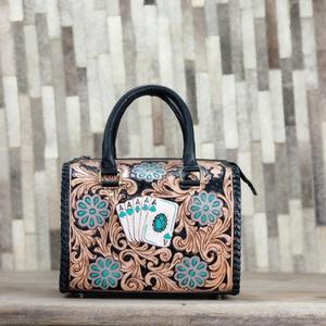 Bolso de mano de cuero de lujo con diseño floral y de cartas de póker, asa superior y cierre de cremallera - Product Image 1
