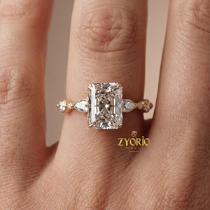 Bague de fiançailles et de mariage en diamant de laboratoire taille Radiant 2,47 carats avec diamants latéraux taille Marquise, en argent 925, bague de luxe pour soirée - Product Image 5