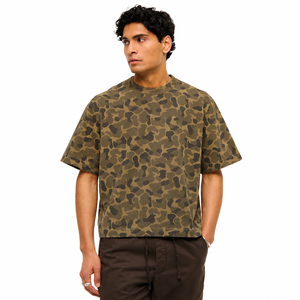 Camiseta de Manga Corta con Estampado de Camuflaje para Hombre, Corte Regular, Cuello Redondo, Estilo Casual, 100% Algodón Tejido - Product Image 1