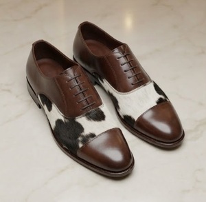 Chaussures habillées pour hommes en cuir véritable à imprimé vache, bout pointu, à lacets, respirantes, toutes saisons, semelle extérieure en caoutchouc - Product Image 1