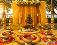 Décorations de mariage sud-indiennes : Piliers Kalash, Piliers Gumbad dorés pour entrée de mariage sri-lankais, Piliers Matka pour la cérémonie Haldi