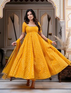 Salwar Kameez en coton jaune avec broderie de perles, coupe ample, longueur cheville, tenue traditionnelle indienne et pakistanaise pour femmes, idéale pour les mariages - Product Image 3