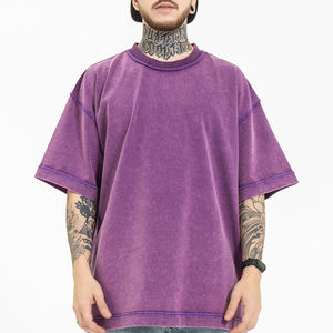 T-shirt vintage personnalisé grande taille à col rond en jersey respirant, effet délavé à l'acide, design uni, Haus Industries - Product Image 2