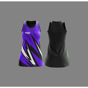 Proveedor de Uniformes de Netball de Calidad Profesional |   Uniforme de Netball Sublimado con Logotipo, Nombre y Número del Equipo |   Poliéster Transpirable - Product Image 3