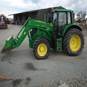ซื้อรถแทรกเตอร์ John Deere 6155M ขับเคลื่อน 4 ล้อ 230 แรงม้า เกียร์ขับเคลื่อนพร้อมปั๊ม  พร้อมชุดเกียร์และลูกปืนสำหรับงานหนักสำหรับการเกษตร - Product Image 4