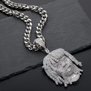 Collar de Hip Hop Plateado con Colgante de Cara de Dibujos Animados Iced Out, Joyería de Declaración con Colgante de Personaje Bling - Product Image 1
