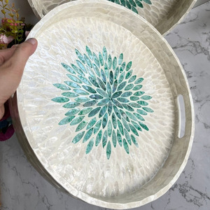 Bandeja de Madera Tradicional India con Diseño de Incrustaciones de Hueso y Concha, Tamaño Personalizado para Cocina o Restaurante, OFERTA DE ARTESANÍA EN MADERA - Product Image 1