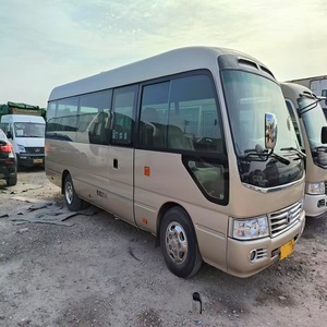 Autobús Usado Tipo Coaster con 29+1 Asientos de Cuero, 30 Plazas, Caja de Cambios Automática, Tracción en las Cuatro Ruedas, Interior Claro/Oscuro, Modelo Euro 4 R15 - Product Image 4