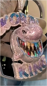 Colgante de Plata 925 con Moissanita Personalizado en Forma de Tiburón, Estilo Hiphop, con Incrustaciones de Moissanita - Product Image 5