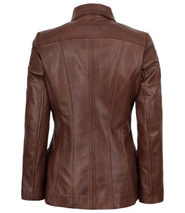 Chaqueta de Motocicleta de Cuero Genuino Marrón para Mujer, Estilo Vintage, Corte Ajustado, con Cierre, Personalizable, de Piel de Vaca Auténtica, Ecológica y Resistente al Viento - Product Image 3