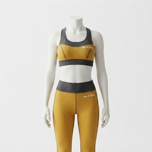 Conjunto Deportivo para Mujer, Color Amarillo Mostaza Sólido con Logotipo Frontal, Bra Deportivo y Leggings de Cintura Media para Yoga, Gimnasio, Fitness y Entrenamiento - Product Image 1