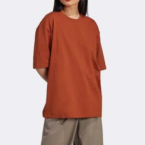 เสื้อยืดผู้หญิงทรงหลวม บริการ OEM ODM ผลิตตามสั่ง คุณภาพสูง สำหรับฤดูร้อน สวมใส่สบาย ระบายอากาศได้ดี ผลิตจากผ้าฝ้าย - Product Image 1