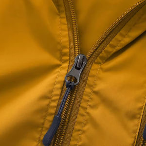 Chaqueta y pantalones impermeables de poliéster con revestimiento de PVC amarillo mostaza con logotipo personalizado, reflectantes de alta visibilidad, para adultos, impermeable industrial para hombres - Product Image 4