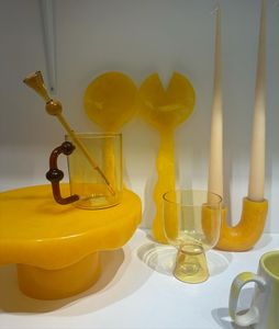 Plateau à gâteau en résine de moutarde artisanale écologique de qualité supérieure, plateau de présentation durable pour desserts et fruits, passe au lave-vaisselle, idéal pour les mariages - Product Image 1