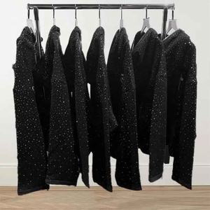 Sudadera con capucha de invierno de algodón 100% personalizada con diseño de purpurina gráfica de diamantes de imitación para gimnasio o uso diario - Product Image 3