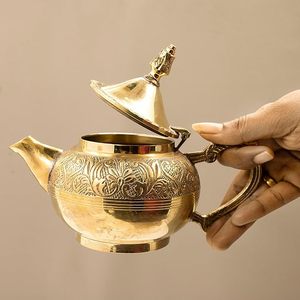 Théière en laiton artisanale traditionnelle, pot à eau indien vintage, théière décorative en laiton, style antique, ustensiles de cuisine - Product Image 4