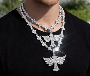 Collar de cruz de plata de ley 925 con diamantes de moissanita, joyería hip hop con incrustaciones de diamantes, colgante personalizado unisex. - Product Image 5