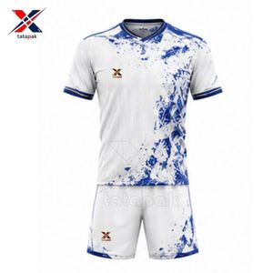 Nueva Camiseta de Fútbol 100% Poliéster, Diseño de Logotipo Personalizado, Uniforme de Fútbol para Adultos, Ropa Deportiva Transpirable de Secado Rápido, Venta al Por Mayor OEM - Product Image 1