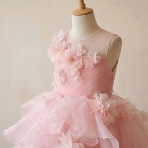 Deslumbrante Vestido de Niña de las Flores 2026 de Satén Marfil Celestial con Mangas Abullonadas, Vestido de Princesa de Tul en Capas con Apliques 3D Hechos a Mano, ¡Gran Venta! - Product Image 3