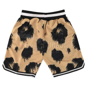 กางเกงขาสั้นลำลองผู้ชายแบบสั่งทำโลโก้ รุ่นใหม่ล่าสุด ขายส่ง เป็นมิตรกับสิ่งแวดล้อม ผ้าแห้งเร็ว ระบายอากาศได้ดี - Product Image 2