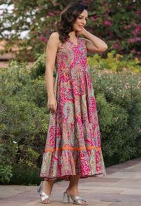 เดรสยาวผู้หญิงคุณภาพสูง ลายดอกไม้ คอวีไขว้ แขนกุด ชุดลำลองฤดูร้อน ราคาสุดคุ้ม - Product Image 4