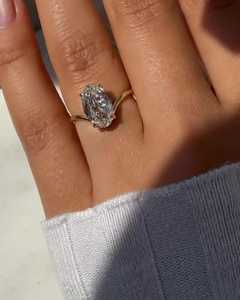 Anillo de compromiso de diamante cultivado en laboratorio de 2.5 quilates, corte ovalado escalonado, clásico, ondulado y curvo, al por mayor, bandas modernas de oro macizo de 14k y 18k para mujer - Product Image 2