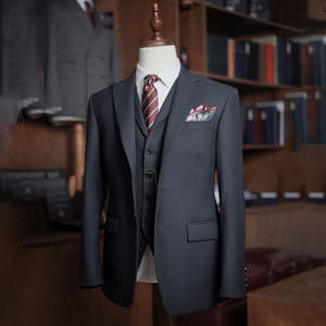 Costume de mariage sur mesure noir Sweet Lock 3 pièces - Smoking de luxe pour homme |   Collection Lovey Dovey |   Vietnam - Product Image 6