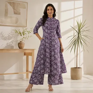 Ensemble Kurta Plazo pour femmes, en coton violet à imprimé floral, coupe trapèze, manches trois quarts, col mandarin, tenue décontractée ethnique traditionnelle - Product Image 4