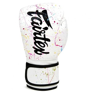 Guantes de Boxeo Fairtex Blancos Profesionales de Primera Calidad, Guantes de Boxeo de Entrenamiento de Cuero Genuino con Agarre para las Manos - Product Image 2