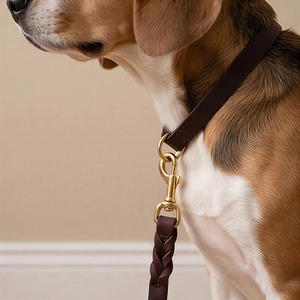 Accesorio para mascotas de cuero hecho a mano de primera calidad con diseño trenzado para una apariencia elegante y de alta calidad a bajo precio. - Product Image 3