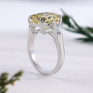 Anillo de Compromiso de Diamante Amarillo Canario de Corte Radiante de Lujo, Clásico con Piedras Laterales Cónicas, Anillo de Boda de Tres Piedras, Joyería Fina para Regalo - Product Image 2