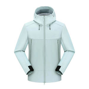 Chaqueta deportiva al por mayor de poliéster softshell de 300 g/m² con logotipo personalizado para marcas de ropa estadounidenses - Product Image 5