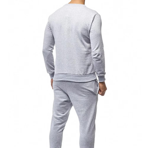 Ensemble de survêtement tendance personnalisé, léger et moderne, idéal pour la gym et les entraînements intenses - Product Image 2