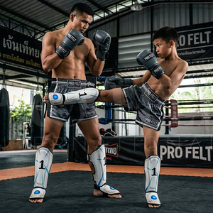Protections de pieds en cuir PU personnalisées pour le Muay Thai, protège-tibias durables pour le kickboxing, le MMA et la boxe, vente en gros - Product Image 2