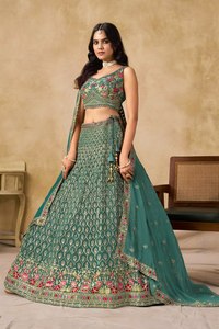 Lehenga Choli vert émeraude brodé avec imprimé floral et dupatta en organza pour les demoiselles d'honneur - Product Image 2