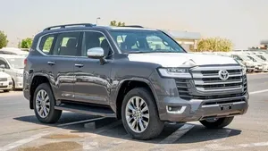 ข้อเสนอที่ดีที่สุดสำหรับ LandCruiser LC300 VXR ปี 2025 เครื่องยนต์ดีเซล 3.3 ลิตร ทวินเทอร์โบ V6 ตัวเลือกครบครัน ระบบขับเคลื่อน 4 ล้อ - Product Image 3