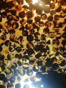 Dernier style Boutons lavables de haute qualité en corne de buffle Blancs de boutons de diamant pour vêtements Manteaux Vestes-Falak World Exportation - Product Image 3