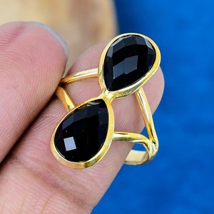Bague en argent sterling 925 plaqué or 18 carats avec deux pierres en onyx noir naturel de forme poire - Product Image 3