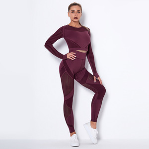Conjunto Deportivo Mayorista: Top de Yoga, Ropa Deportiva, Conjuntos de Gimnasio y Fitness, Camisetas de Running, Leggings con Efecto Scrunch Butt y Pantalones de Pierna Ancha - Product Image 2