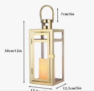 Lanterne en fer forgé artisanale avec panneaux en verre pour la décoration de Noël et de Pâques, utilisation intérieure et extérieure - Product Image 3